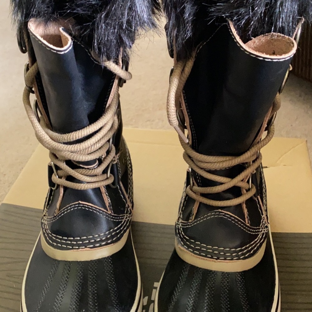 Sorel Joan of Arctic “Safari” Boots